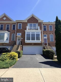 /international/us/4256-hudson-river-court-dumfries-va-110108539320/