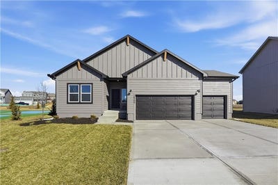 /international/us/16649-lawson-street-olathe-ks-110109070330/