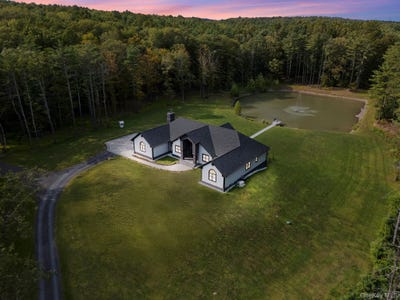 /international/us/174-webber-road-coxsackie-ny-110106931787/