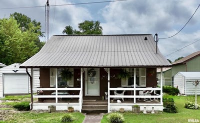 /international/us/208-charles-street-benton-il-110101028608/