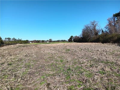 /international/us/rt-615-parker-lane-knotts-island-nc-110088700135/