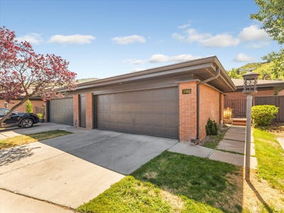 /international/us/2285-s-ridgewood-e-bountiful-ut-110101192633/