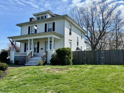 /international/us/145-lebanon-hill-springfield-ky-110106552133/