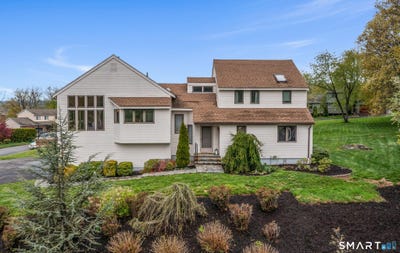 /international/us/plainville-ct-110107803522/