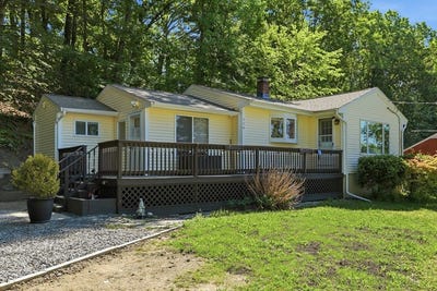 /international/us/116-white-pond-rd-stow-ma-110108533147/