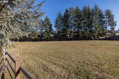 /international/us/north-ave-northplains-or-110109373654/
