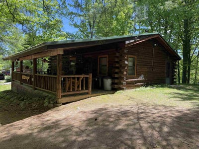 /international/us/14751-hatchery-lane-lakewood-wi-110108498967/