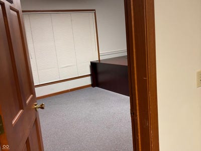 /international/us/104-granby-drive-indianapolis-in-110104585517/