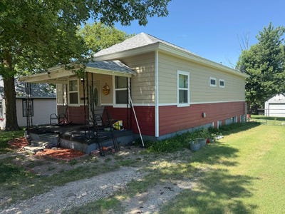 /international/us/908-n-colorado-st-ellsworth-ks-110108919471/