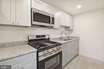 /international/us/714-surrey-lane-glenolden-pa-110120061027/