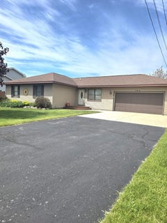 /international/us/102-dockside-drive-houghton-lake-mi-110107193380/