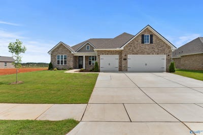 /international/us/208-kendall-farms-boulevard-toney-al-110098295376/