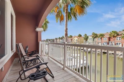 /international/us/4-harbor-town-laguna-vista-tx-110106842907/