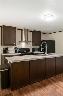 /international/us/298-lantern-street-somerville-tx-110101456333/?lang=en