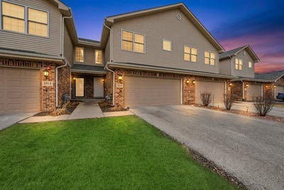/international/us/1010-regent-drive-matteson-il-110108613831/