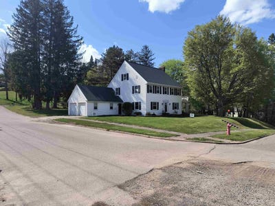 /international/us/203-n-8th-avenue-iron-river-mi-110107154668/