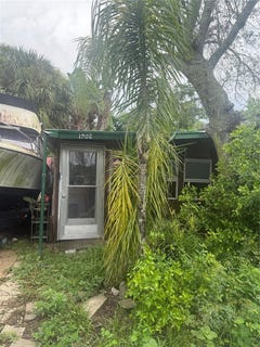 /international/us/1702-holiday-drive-holiday-fl-110100722002/?lang=zh-cn