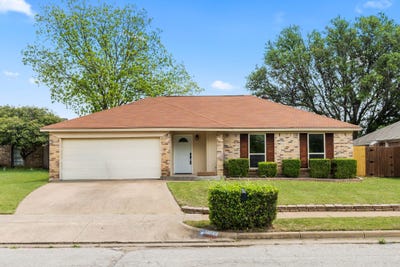 /international/us/7316-e-kary-lynn-drive-watauga-tx-110107404106/