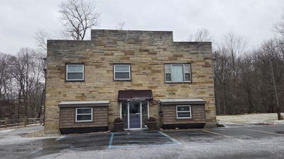 /international/us/409-n-evans-street-tecumseh-mi-110105495360/