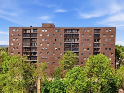 /international/us/5600-munhall-road-squirrel-hill-pa-110107637297/