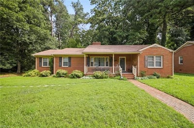 /international/us/916-maryland-avenue-suffolk-va-110120828853/