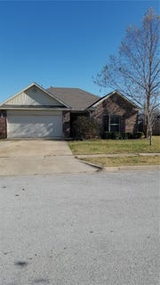 /international/us/1276-s-blue-willow-avenue-fayetteville-ar-110109026502/