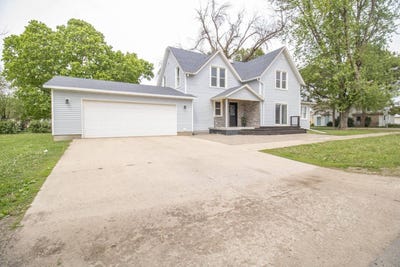 /international/us/211-maple-south-inwood-ia-110108025291/