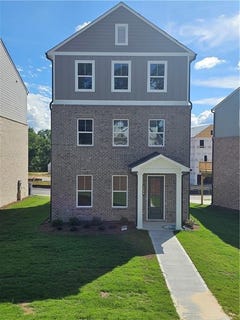 /international/us/3250-willow-glade-trail-lawrenceville-ga-110108446425/