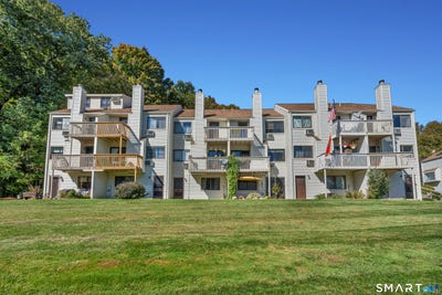 /international/us/85-n-main-street-east-hampton-ct-110120499606/
