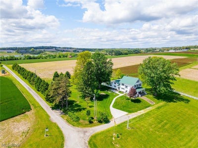 /international/us/4686-valley-road-wooster-oh-110108469117/
