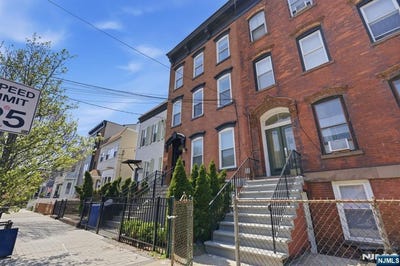 /international/us/269-ogden-avenue-jersey-city-nj-110107311143/
