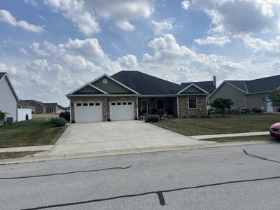 /international/us/107-woodbine-drive-wapakoneta-oh-110100927576/?lang=en
