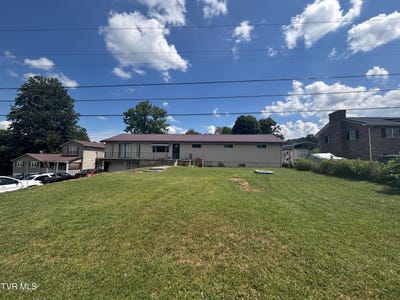 /international/us/6002-mew-road-castlewood-va-110100983869/
