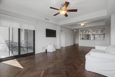 /international/us/121-n-monroe-st-unit-1206-e-tallahassee-fl-110105397024/