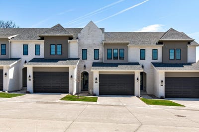 /international/us/14143-wilden-drive-urbandale-ia-110107334703/