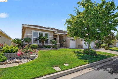 /international/us/979-centennial-dr-brentwood-ca-110108616268/