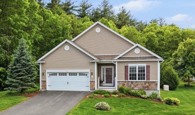 /international/us/26-pepper-hill-road-londonderry-nh-110108496376/