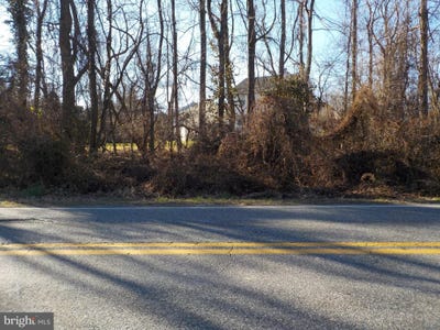 /international/us/1009-rollins-avenue-capitol-heights-md-110107680665/