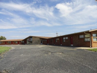 /international/us/111-s-roosevelt-st-mcpherson-ks-110120060941/
