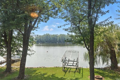 /international/us/6240-s-085-w-messick-lake-wolcottville-in-110100928198/