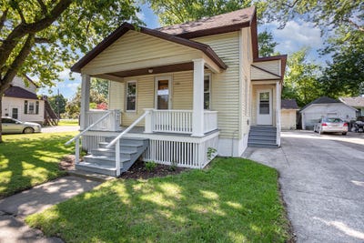 /international/us/1406-smith-street-essexville-mi-110100594737/
