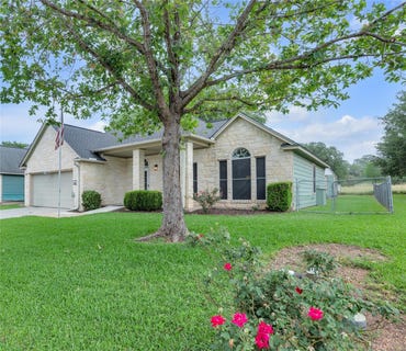 /international/us/330-rose-mayer-loop-st-la-grange-tx-110099395758/