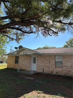 /international/us/411-hickory-calvert-tx-110108030022/