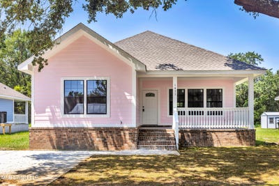 /international/us/1411-mantou-street-pascagoula-ms-110102774924/