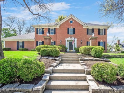 /international/us/800-w-7th-street-hinsdale-il-110108364393/