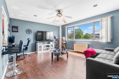 /international/us/25-grand-avenue-hackensack-nj-110108935562/
