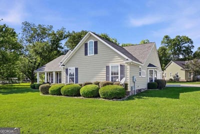 /international/us/112-manor-drive-fitzgerald-ga-110108238020/