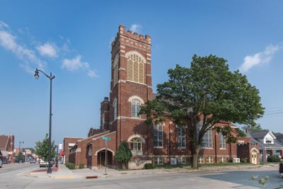 /international/us/3319-washington-ave-racine-wi-110105280547/