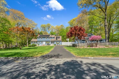 /international/us/7-winchester-road-east-lyme-ct-110108059852/