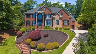 /international/us/1370-boomer-circle-suwanee-ga-110108616726/